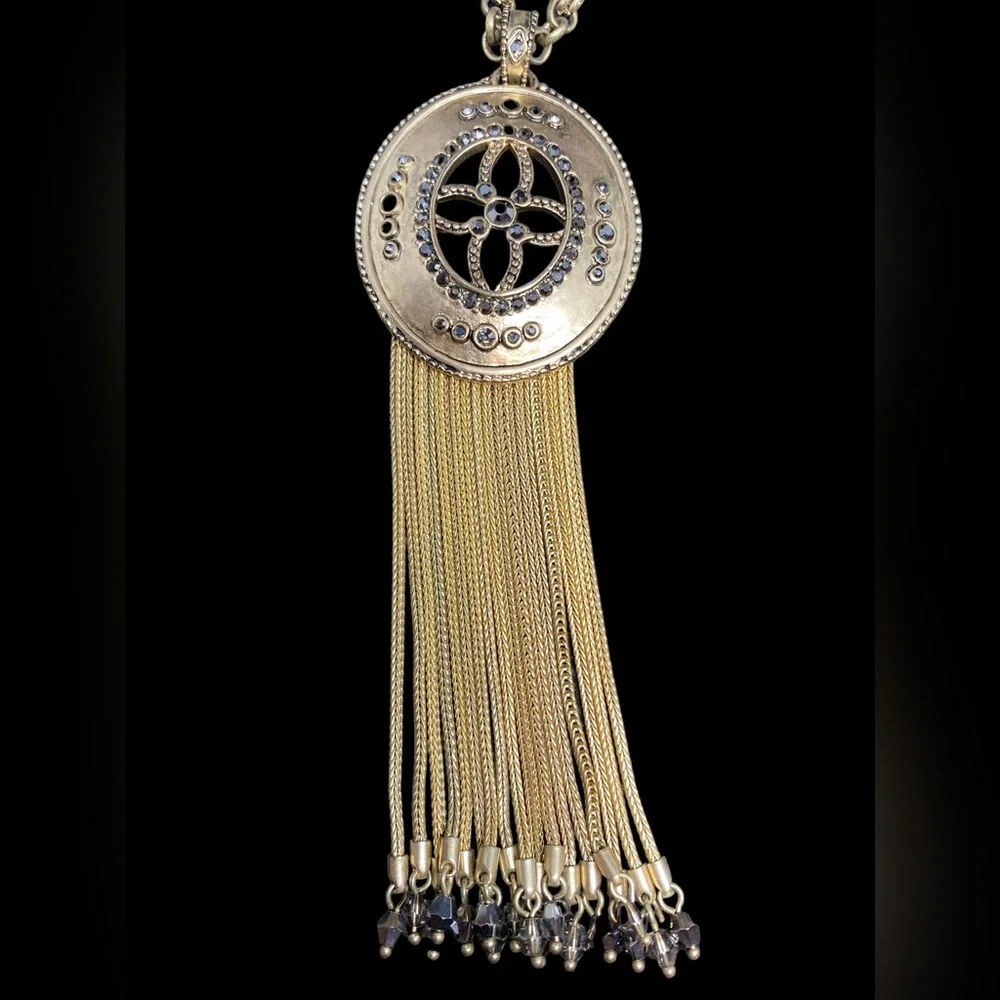 Chico's Gold Tone oval pendant Rhinestone long fringe necklace_7